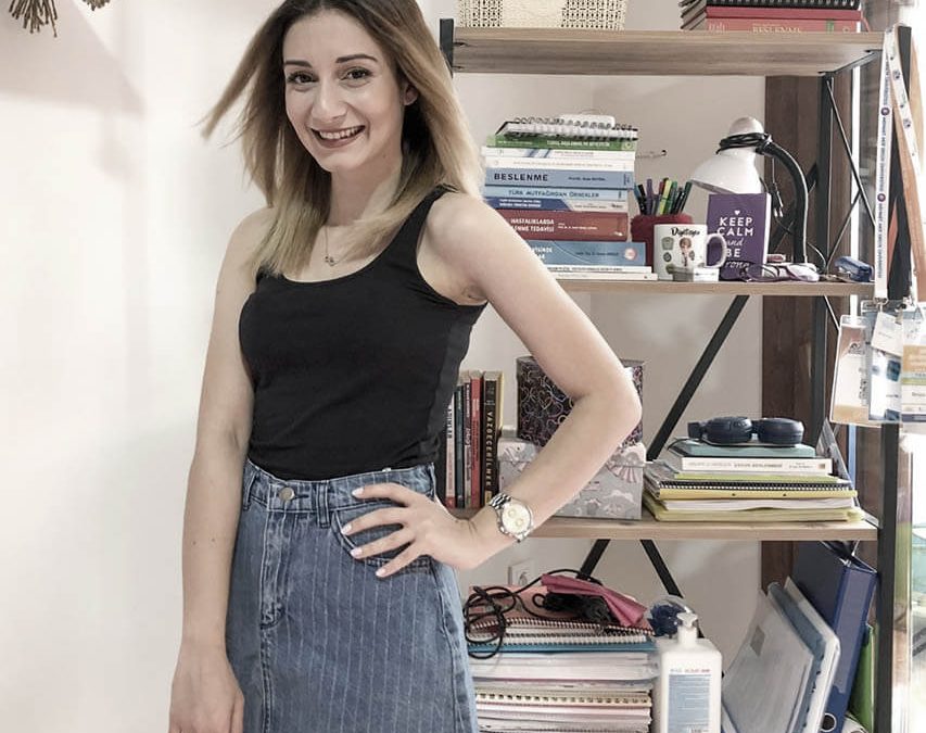 Diyetisyen Beyza Yalav ile Tatlı Bir Röportaj Diyetisyen Beyza Yalav ile Tatlı Bir Röportaj